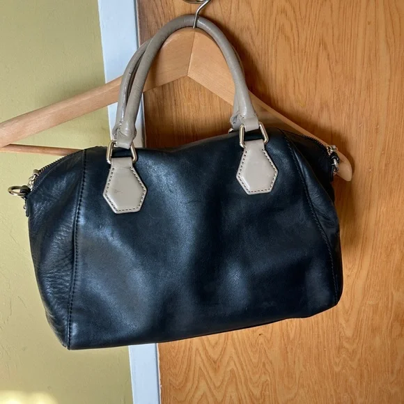 Kate Spade leather satchel bag. - Picture 3 of 5